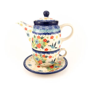 filiżanka bolesławiec z imbrykiem, oryginalna ceramika Bolesławiec, komplet do herbaty dla jednej osoby, wzór w kwiaty i kolibra